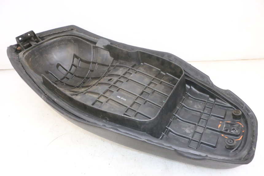 photo de SELLE KYMCO AGILITY 16+ 4T 50 (2018 - 2023) - Gesamtansicht des Produkts