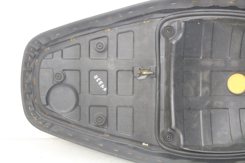 photo de SELLE KYMCO AGILITY RS 2T 50 (2009 - 2013) - Zoom auf Komponenten