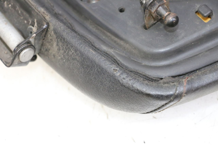 photo de HINTEN SITZ QUADRO 4 4D 350 (2015 - 2018)