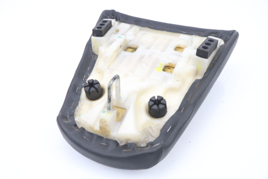 photo de HINTEN SITZ HONDA CBF 125 (2009 - 2015)