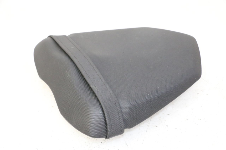 photo de HINTEN SITZ SUZUKI GSR 750 (2011 - 2017)