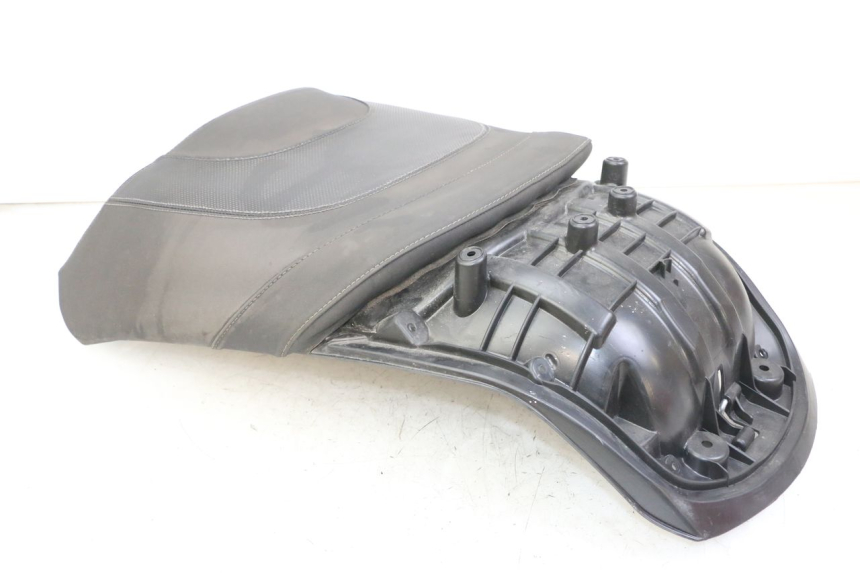 photo de HINTEN SITZ PEUGEOT SATELIS 125 (2013 - 2018)