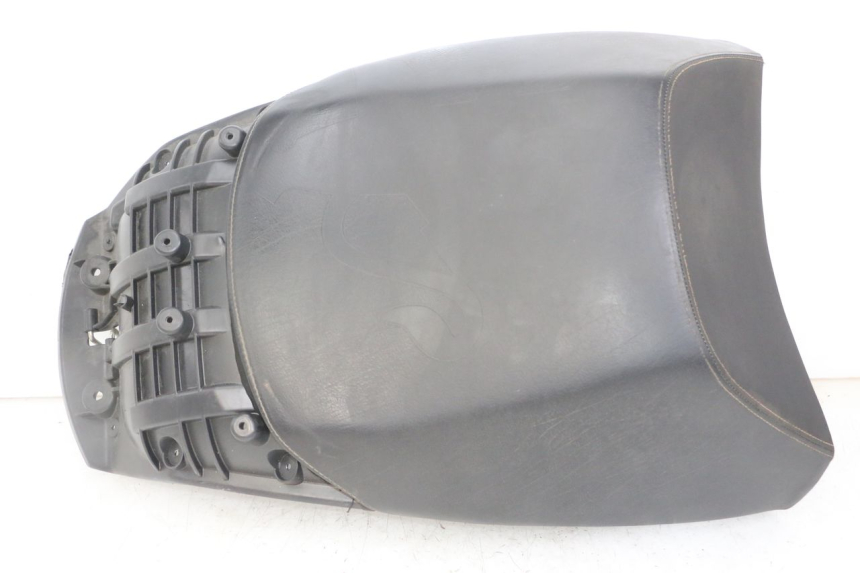 photo de HINTEN SITZ PEUGEOT SATELIS COMPRESSOR K15 125 (2006 - 2009)