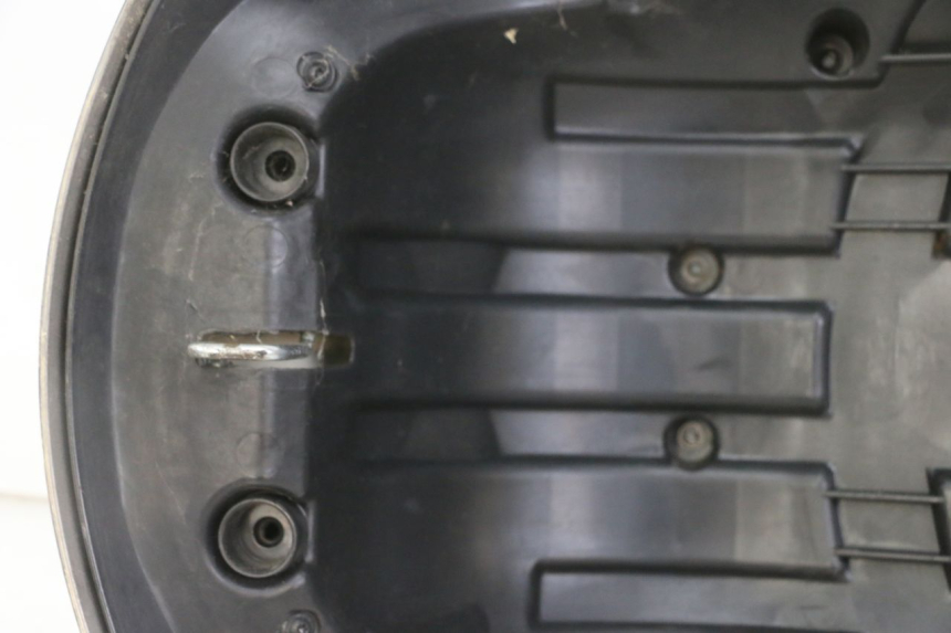 photo de HINTEN SITZ PEUGEOT SATELIS 125 (2013 - 2018)