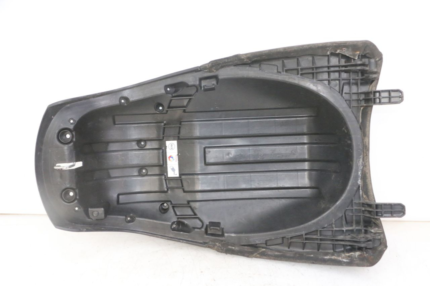 photo de HINTEN SITZ PEUGEOT SATELIS 125 (2013 - 2018)