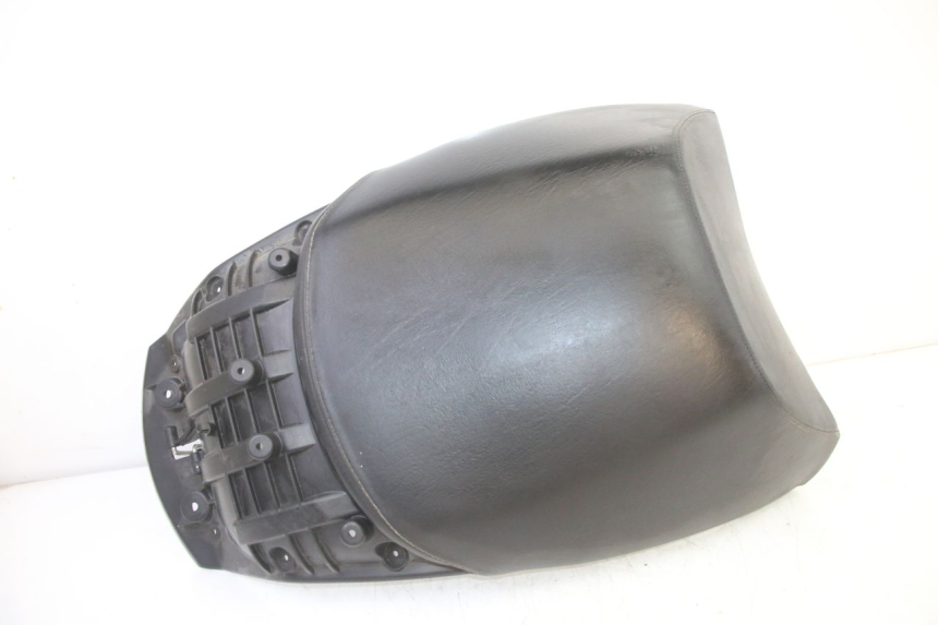 photo de HINTEN SITZ PEUGEOT SATELIS 250 (2006 - 2012)
