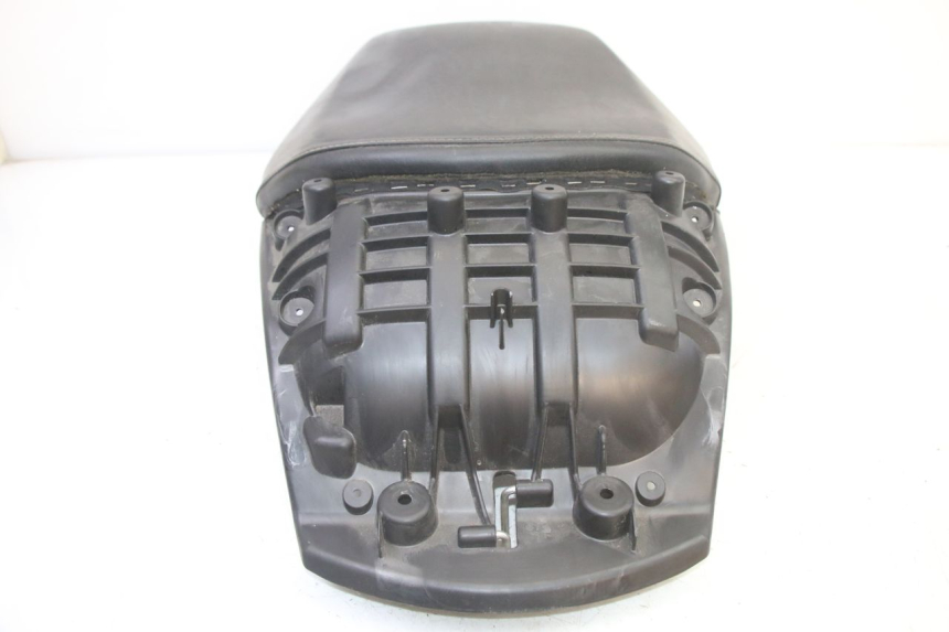 photo de HINTEN SITZ PEUGEOT SATELIS 250 (2006 - 2012)