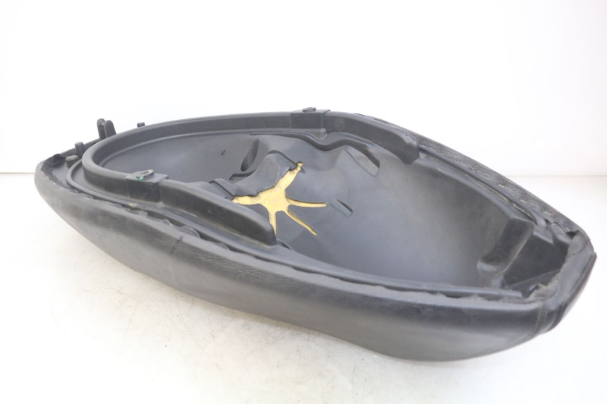 photo de SITZ APRILIA ATLANTIC 125 (2003 - 2009)