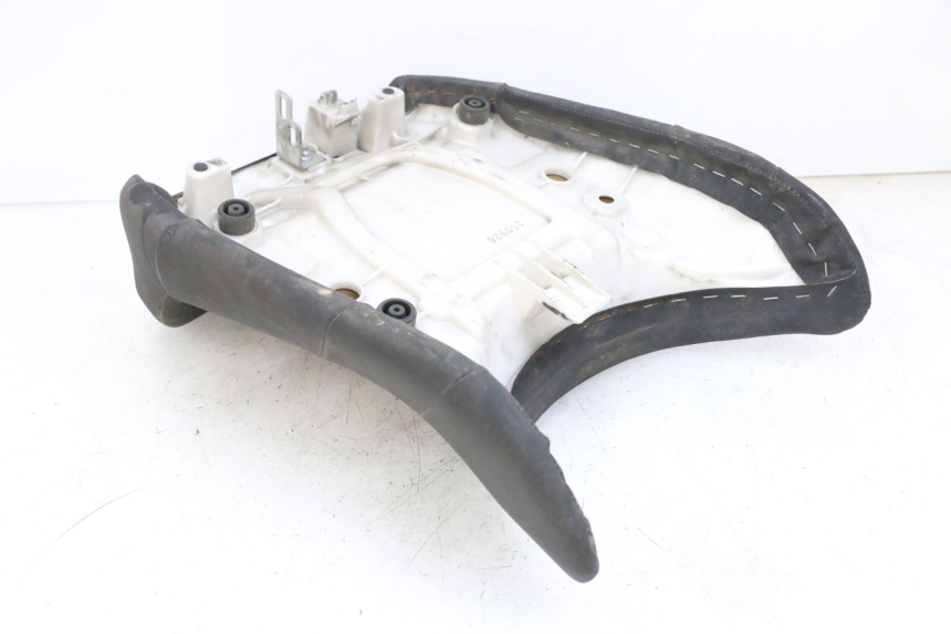 photo de VORDERSITZ YAMAHA FJR ABS 1300 (2006 - 2012) - Detailansicht des Bauteils