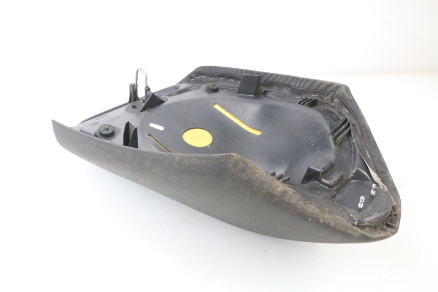 photo de VORNE SITZ PEUGEOT JET FORCE CARBU 50 (2003 - 2016)