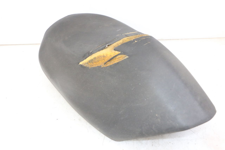 photo de VORNE SITZ PEUGEOT JET FORCE CARBU 50 (2003 - 2016)