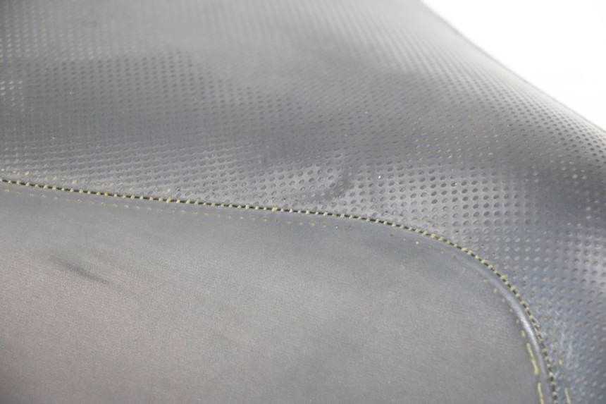 photo de VORNE SITZ PEUGEOT SATELIS 125 (2013 - 2018)