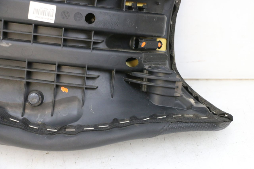 photo de VORNE SITZ BMW R GS 1250 (2021 - 2024) - Detaillierte Sichtprüfung