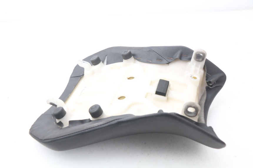 photo de VORNE SITZ SUZUKI GSX-R GSXR 750 (2011 - 2016)