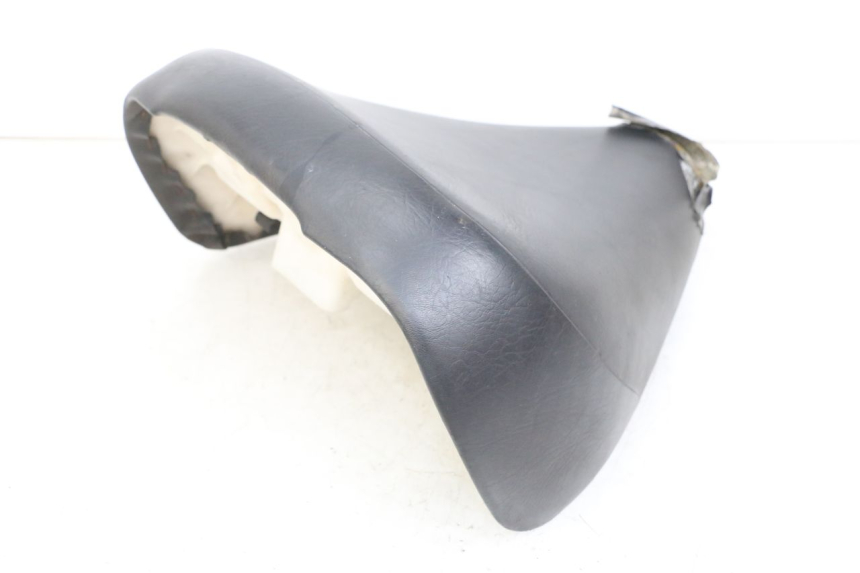 photo de VORNE SITZ SUZUKI VL INTRUDER 125 (2004 - 2007)
