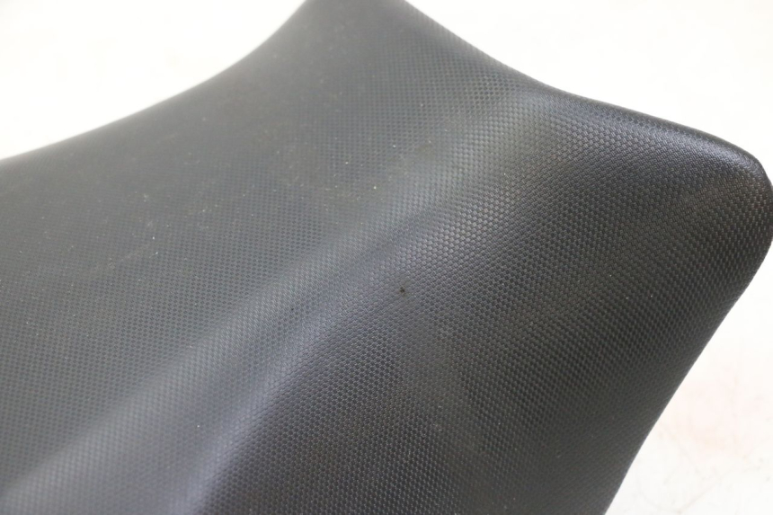 photo de VORNE SITZ SUZUKI SV S 650 (2003 - 2009)