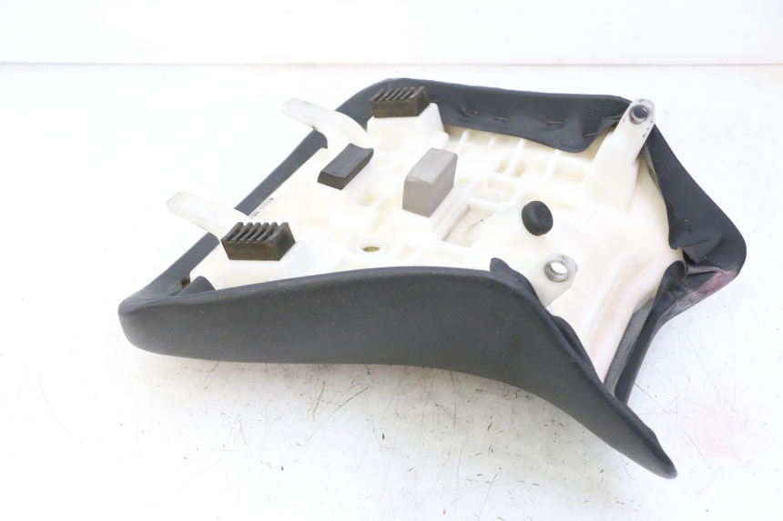 photo de VORNE SITZ SUZUKI SV S 650 (2003 - 2009)