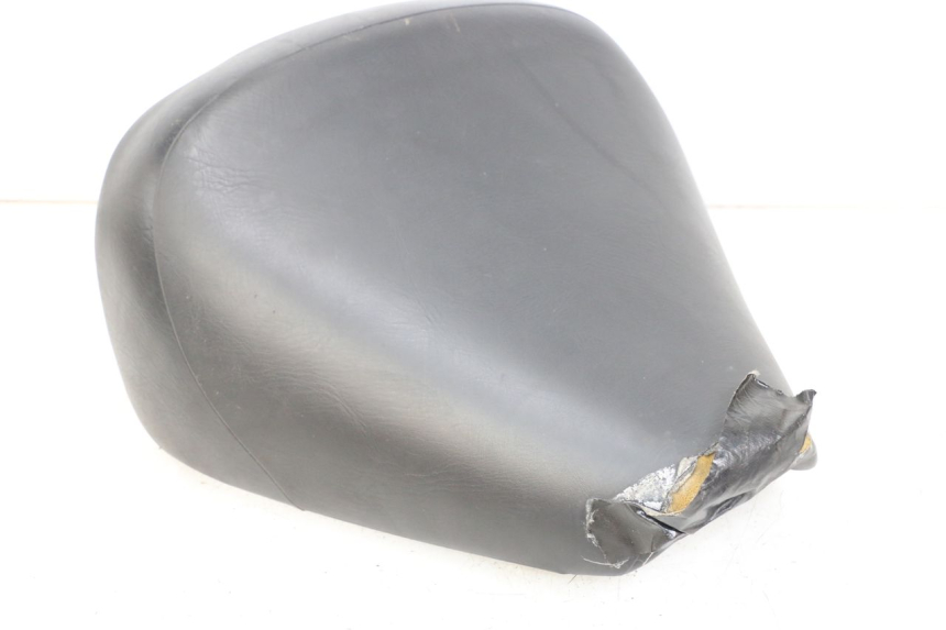 photo de VORNE SITZ SUZUKI VL INTRUDER 125 (2004 - 2007)