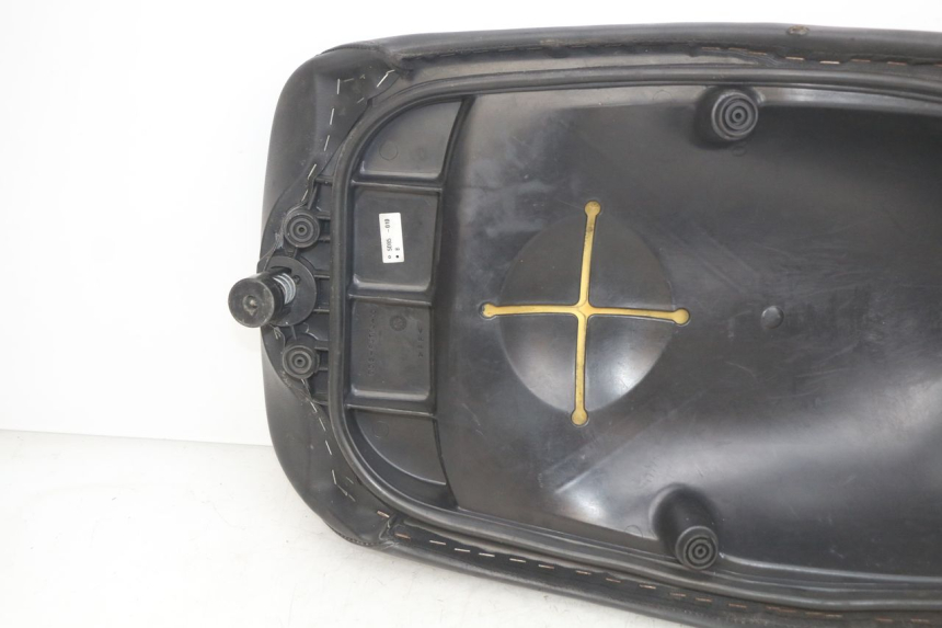 photo de VORDERSITZ YAMAHA YP MAJESTY 125 (2007 - 2010)