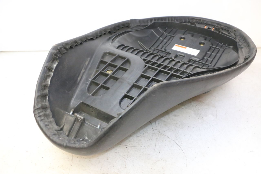 photo de SITZBANK SUZUKI BURGMAN 125 (2007 - 2014)