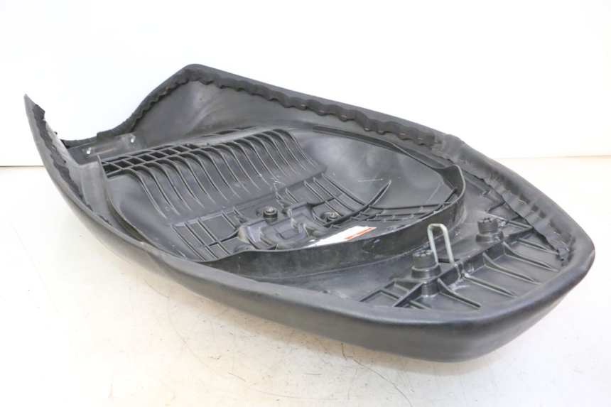 photo de SITZBANK SUZUKI BURGMAN 125 (2007 - 2014)