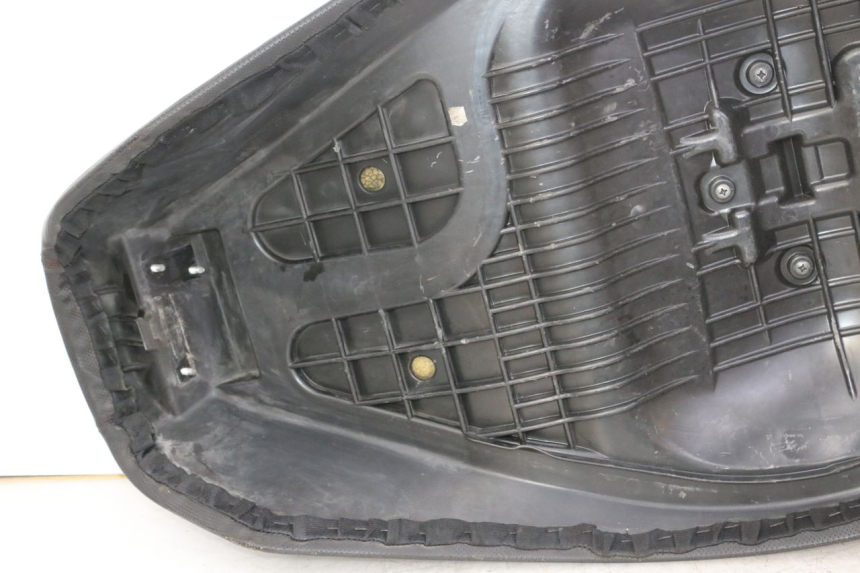 photo de SITZBANK SUZUKI BURGMAN 125 (2007 - 2014)