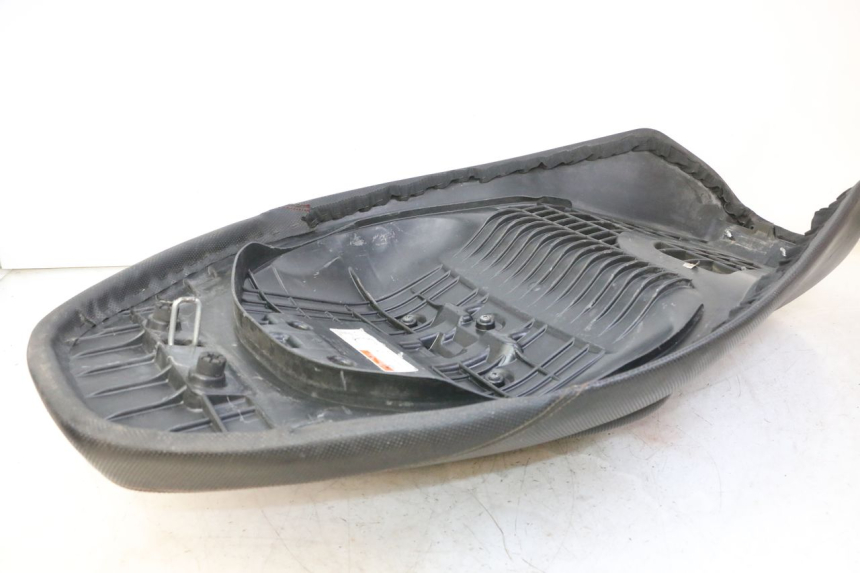 photo de SITZBANK SUZUKI BURGMAN 125 (2007 - 2014)