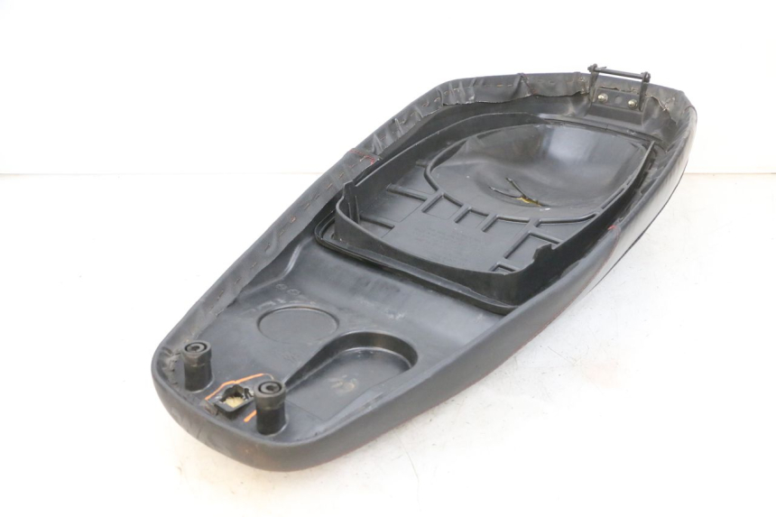 photo de SITZBANK SYM CROX 4T 50 (2016 - 2023) - Charakteristische Merkmale