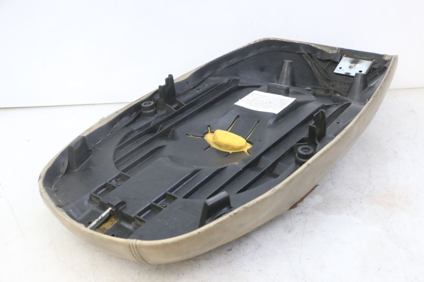 photo de SELLE PEUGEOT ELYSEO 125 (1999 - 2004)