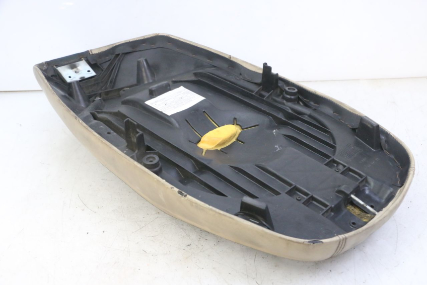 photo de SELLE PEUGEOT ELYSEO 125 (1999 - 2004)