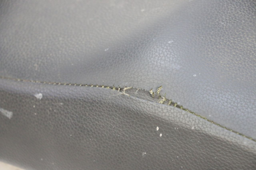 photo de SELLE PEUGEOT ELYSEO 125 (1999 - 2004) - Ergänzendes Produktfoto