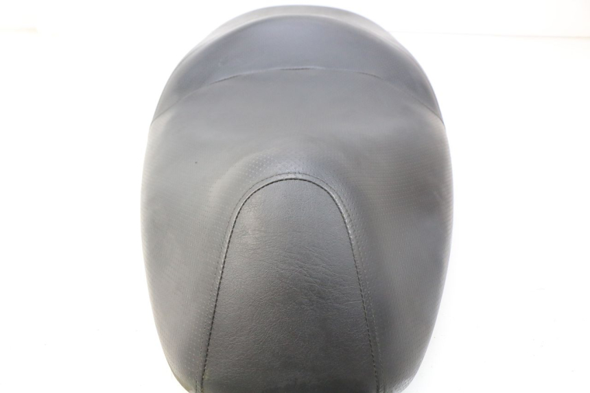 photo de SELLE HONDA FES S-WING SWING ABS 125 (2007 - 2015)