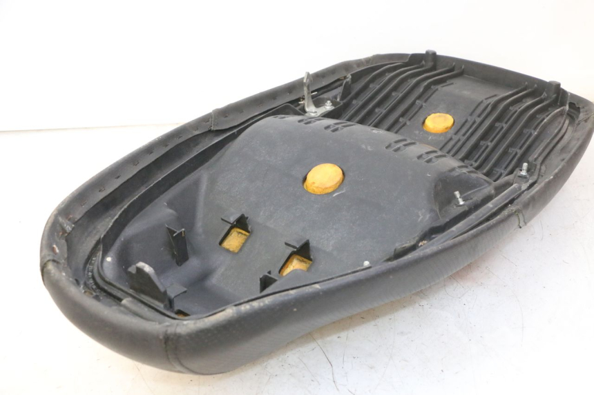 photo de SELLE HONDA FES S-WING SWING ABS 125 (2007 - 2015)