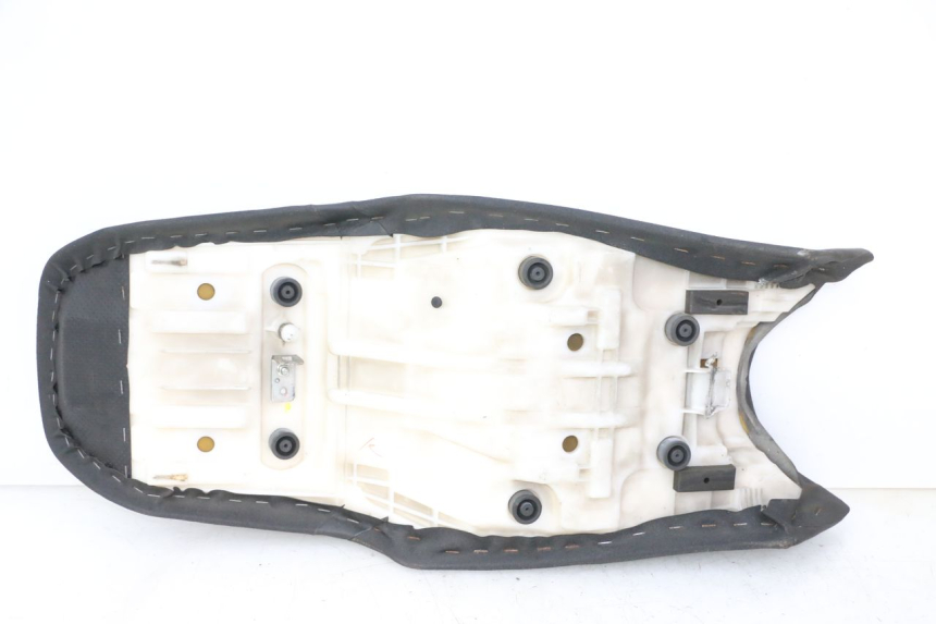 photo de SITZ YAMAHA FZ6 FAZER S2 600 (2007 - 2011)