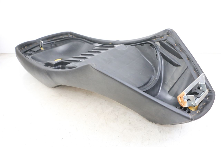 photo de SITZ PEUGEOT GEOPOLIS RS 125 (2007 - 2009)