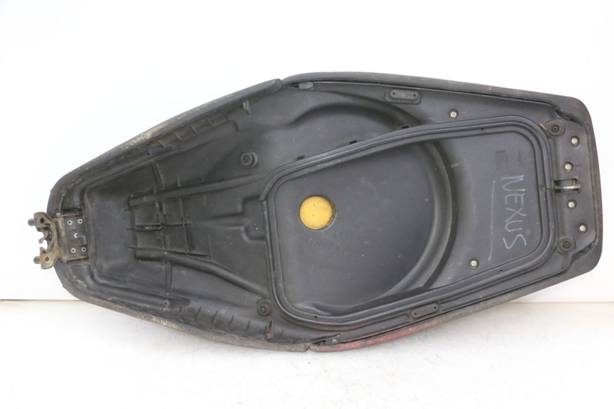 photo de SITZ GILERA NEXUS 300 (2008 - 2013)