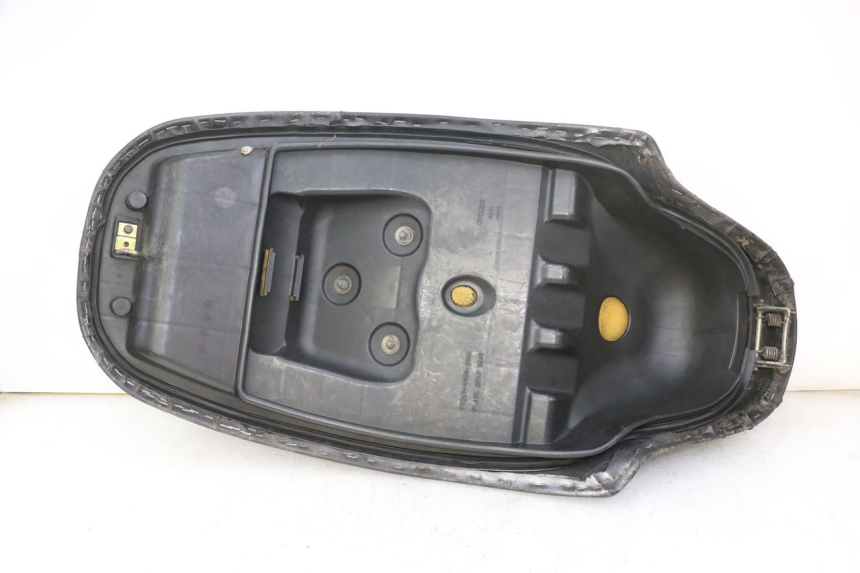 photo de SITZ KYMCO GRAND DINK 125 (2002 - 2007)