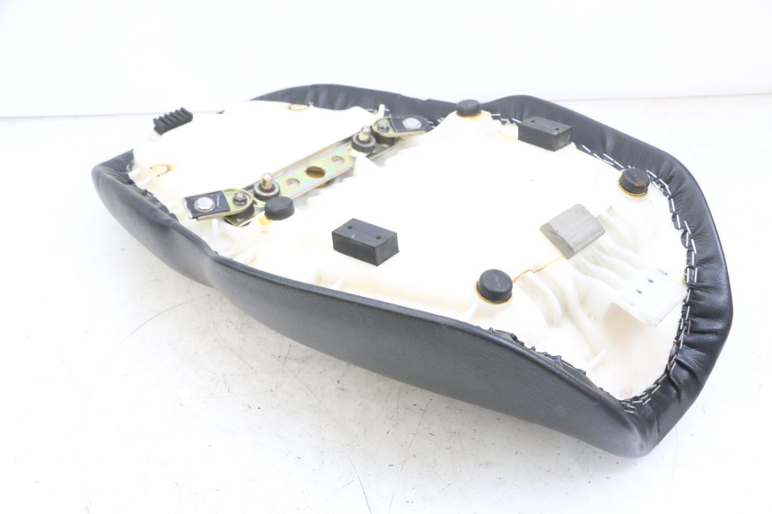 photo de SITZ SUZUKI GSF N BANDIT 600 (1996 - 1999) - Alternative Perspektive