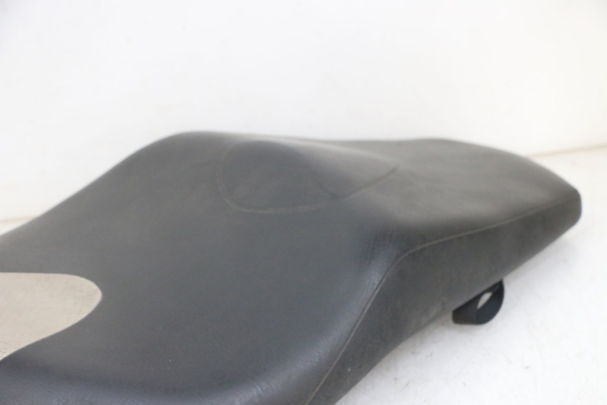 photo de SITZ SUZUKI GSR 600 (2005 - 2012)