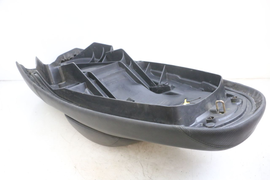 photo de SITZ SYM GTS EVO 125 (2009 - 2013) - Zoom auf Komponenten