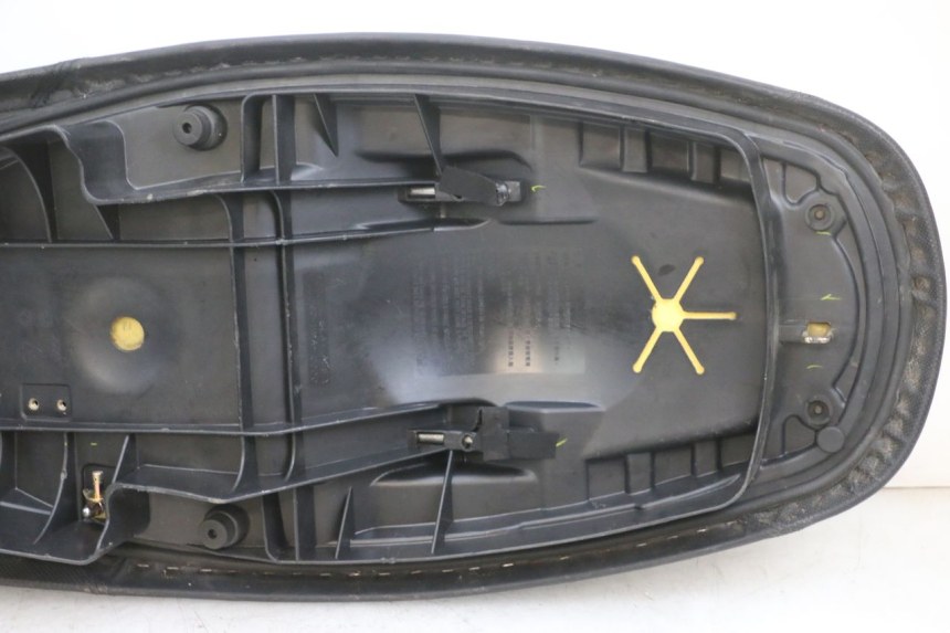 photo de SITZ SYM GTS EVO 125 (2009 - 2013) - Hochauflösende Nahaufnahme