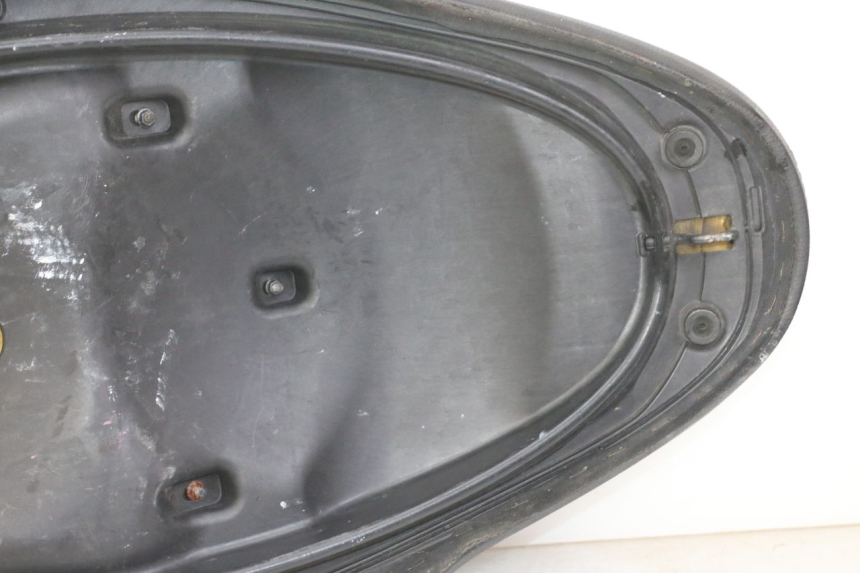 photo de SITZ PIAGGIO IE MP3 YOURBAN 300 (2011 - 2016)