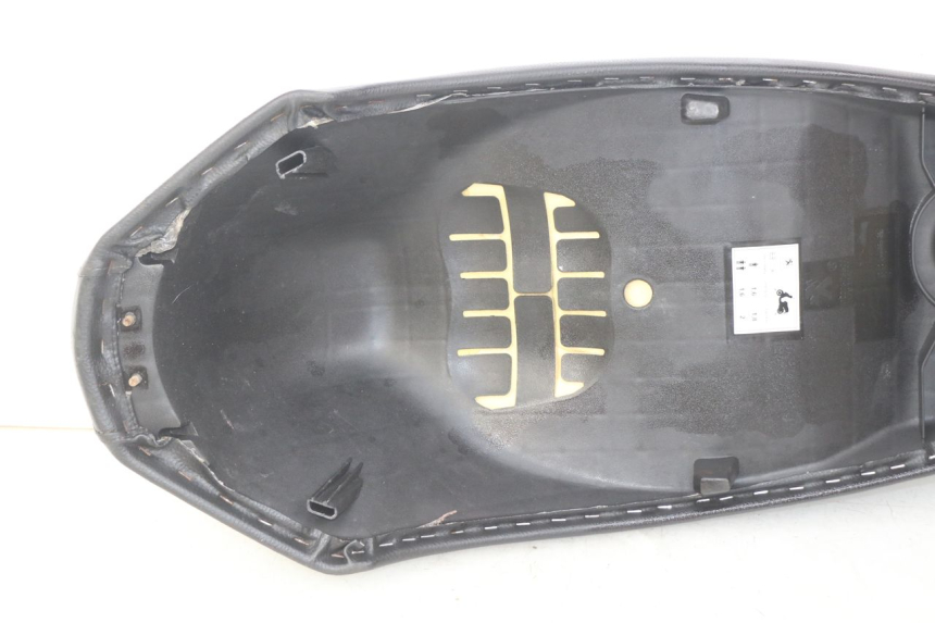 photo de SITZ PEUGEOT KISBEE 2T 50 (2018 - 2022)