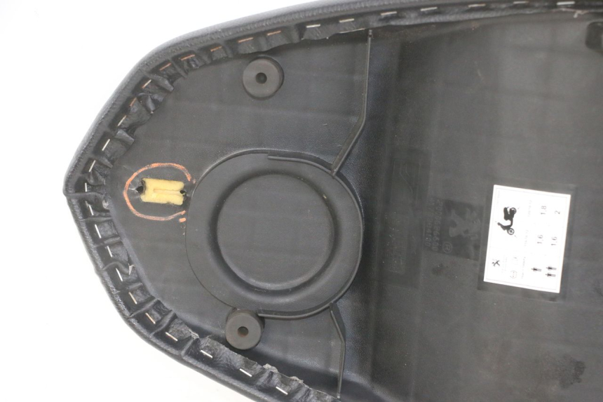 photo de SITZ PEUGEOT KISBEE 2T 50 (2018 - 2022)