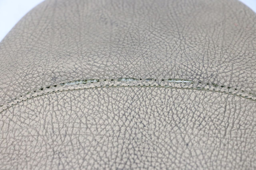 photo de SELLE PEUGEOT KISBEE 2T 50 (2010 - 2017) - Detailansicht des Bauteils