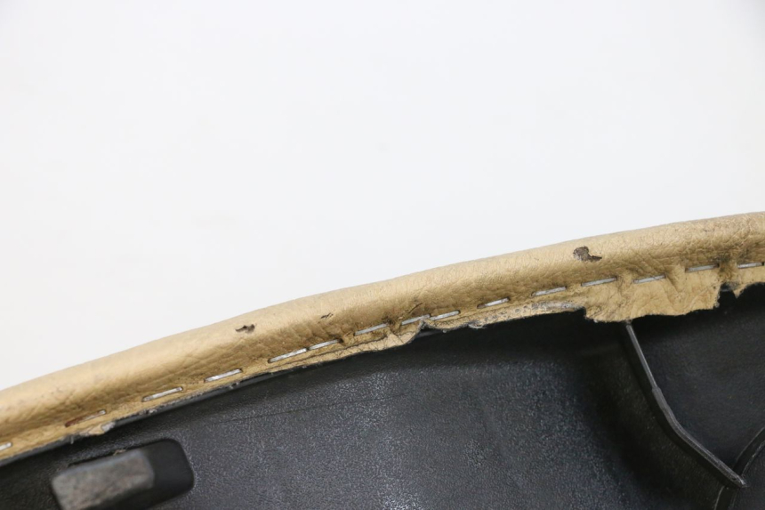 photo de SELLE PEUGEOT KISBEE 2T 50 (2010 - 2017) - Technische Nahaufnahme