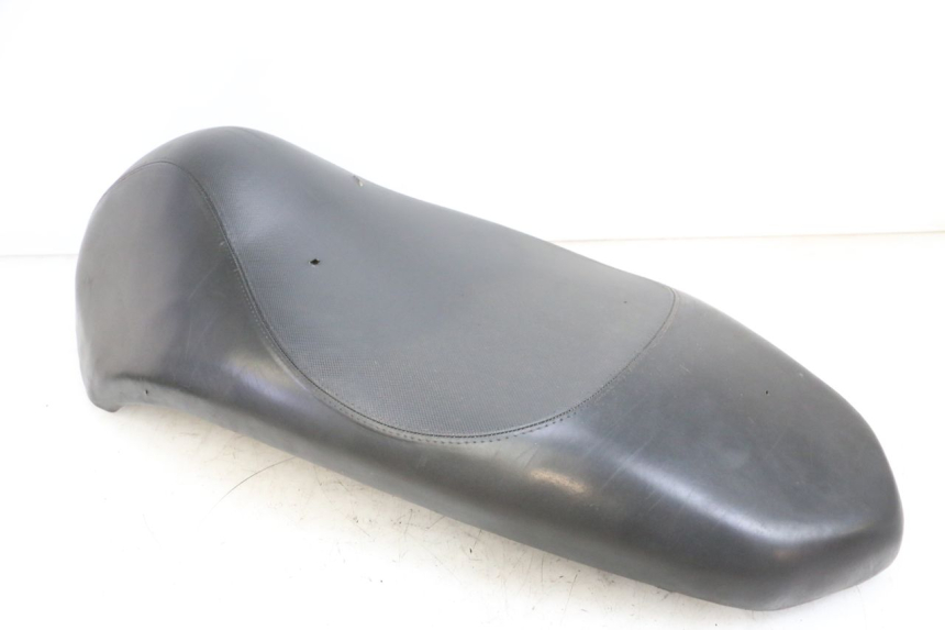 photo de SELLE PEUGEOT KISBEE 4T 50 (2018 - 2022) - Oberflächenzustand und Material