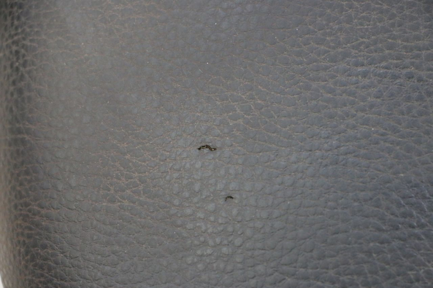 photo de SELLE PEUGEOT KISBEE 4T 50 (2010 - 2017) - Zoom auf Gebrauchszustand