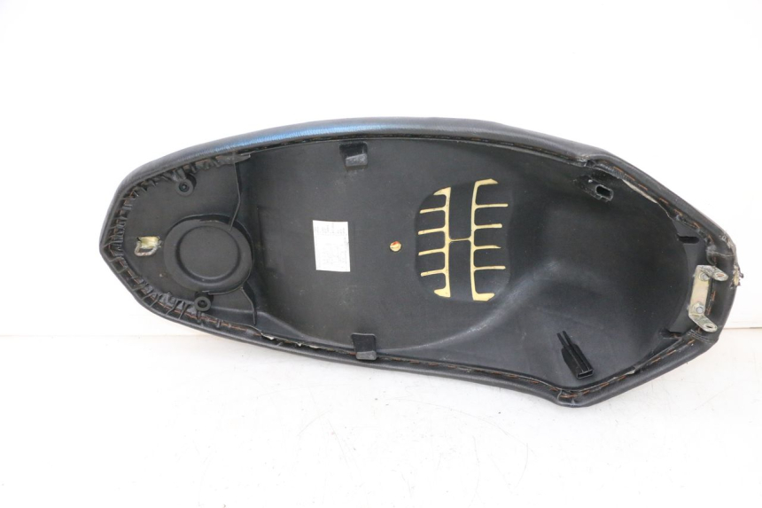 photo de SELLE PEUGEOT KISBEE 4T 50 (2010 - 2017) - Gesamtansicht des Produkts