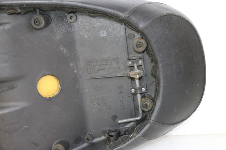 photo de SITZ PIAGGIO LIBERTY 4T 50 (2009 - 2015)